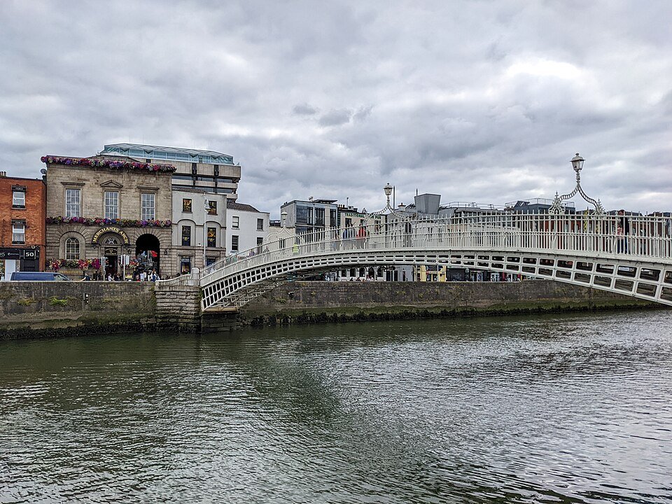 Ha'penny Bridge over the River Liffey in Dublin